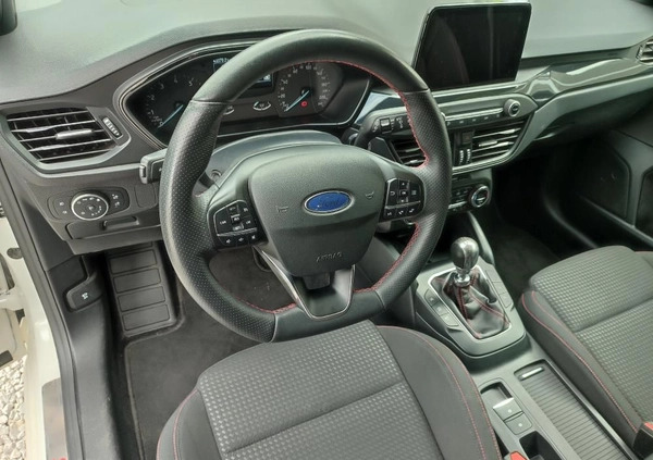 Ford Focus cena 86700 przebieg: 45000, rok produkcji 2020 z Żychlin małe 301